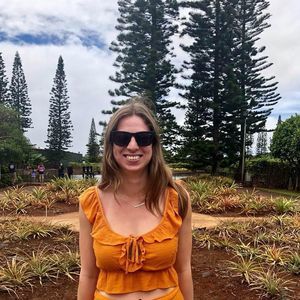 Meet your Posher, Emily